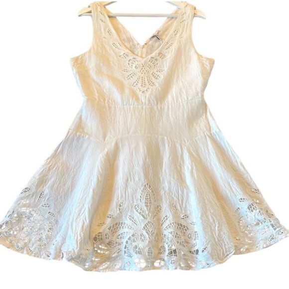 Joie white linen blend lace fit and flare dress 12 - Picture 2 of 11